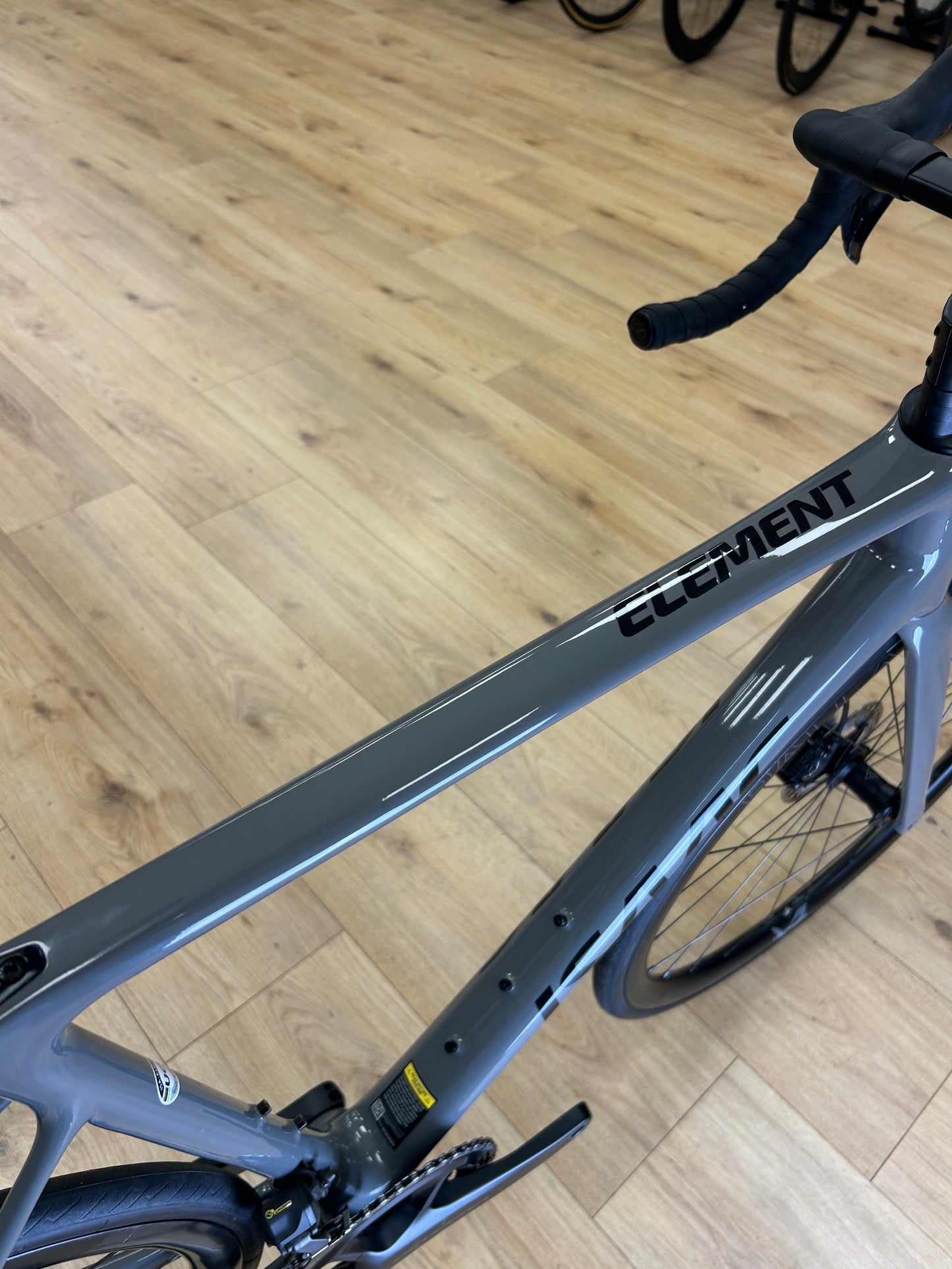 Isaac Element Di2 Carbon Racefiets