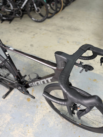 SHOWROOM Giant Propel Advanced Pro 0 Di2 Carbon Racefiets
