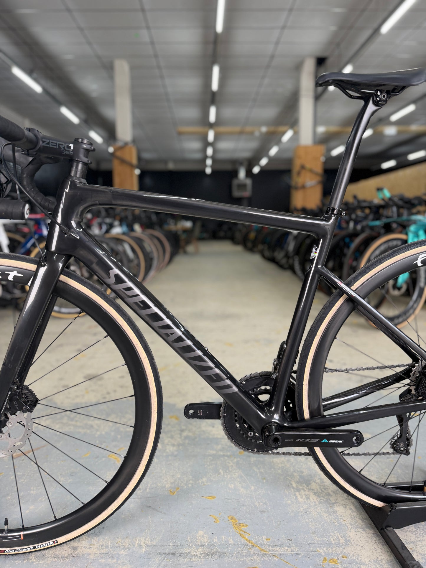 Specialized Tarmac Di2 Carbon Racing Bicycle