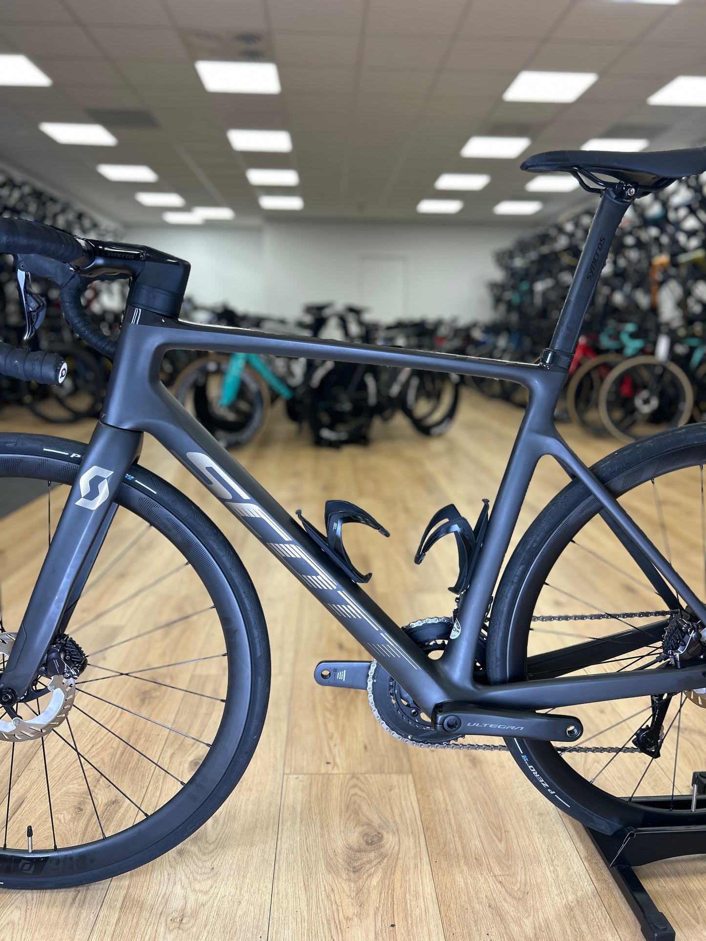 Scott Addict RC15 Di2 Carbon Road Bike