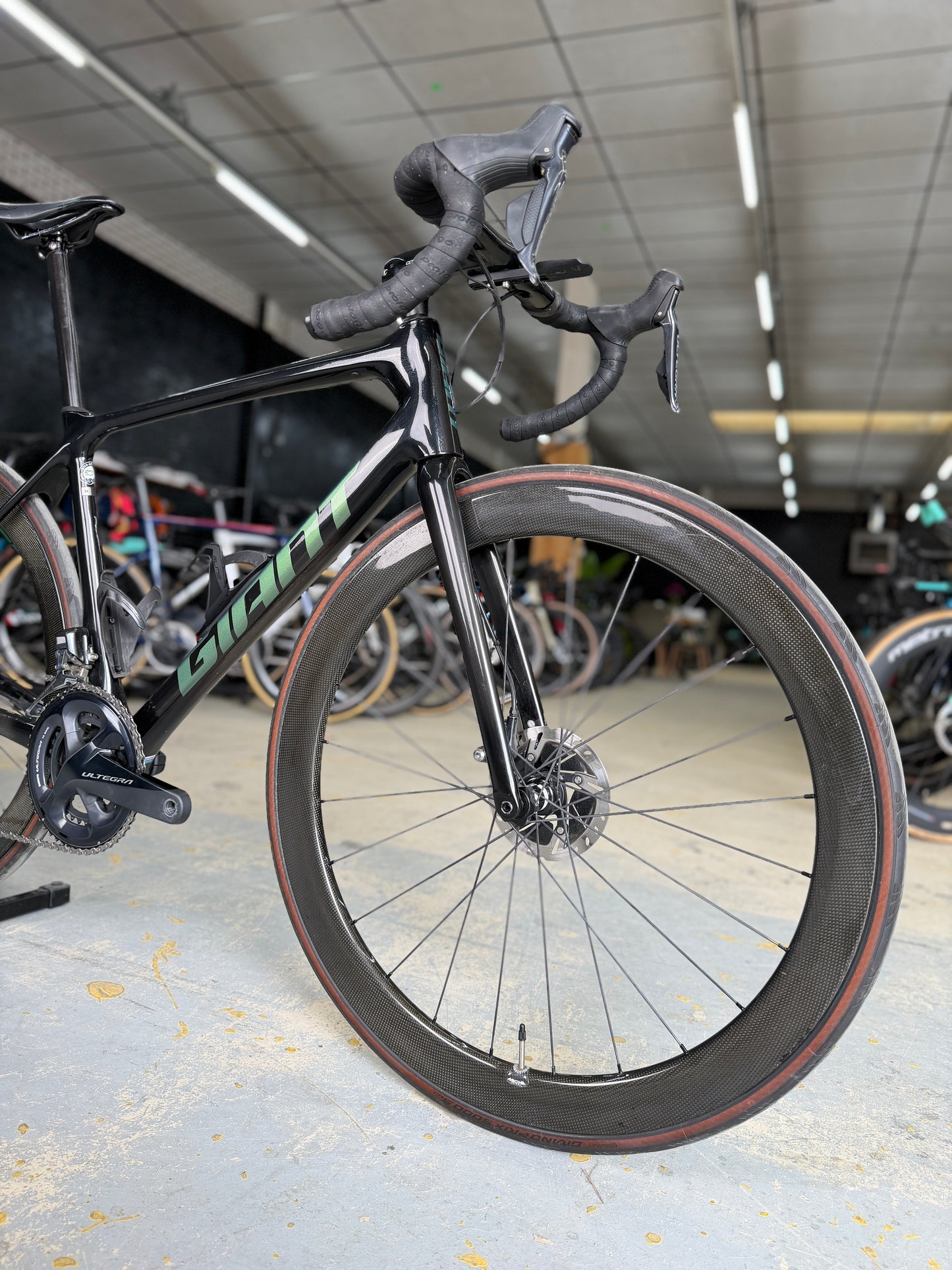 Giant TCR Pro Di2 Carbon Road Bike