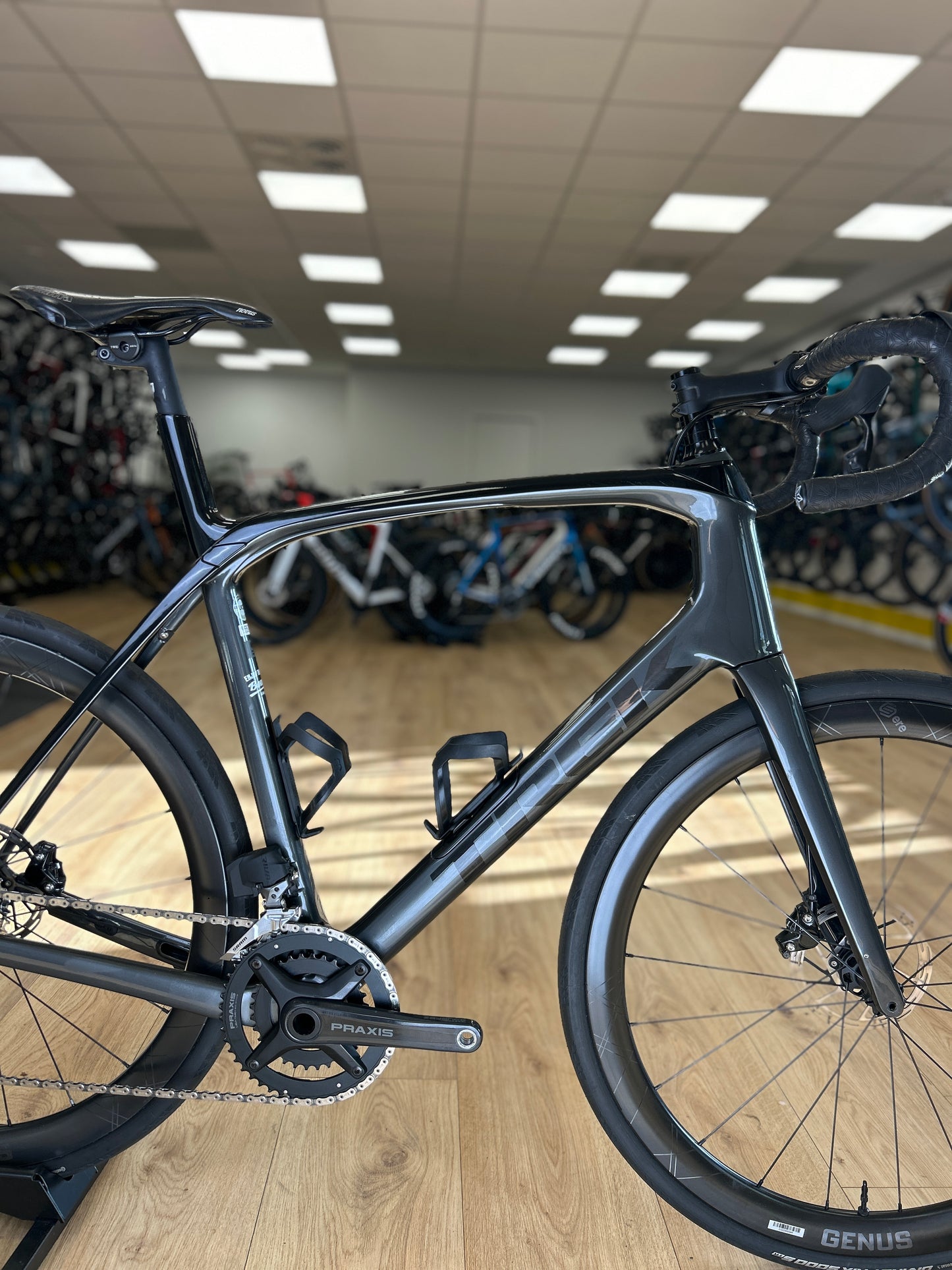 Trek Domane SLR7 AXS Carbon Racefiets