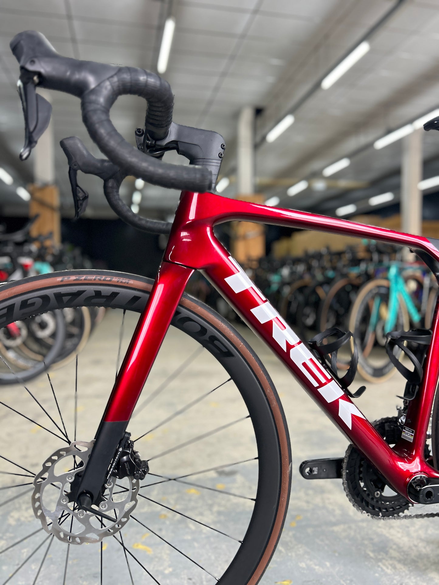 Trek Madone SL6 Di2 Carbon Road Bike