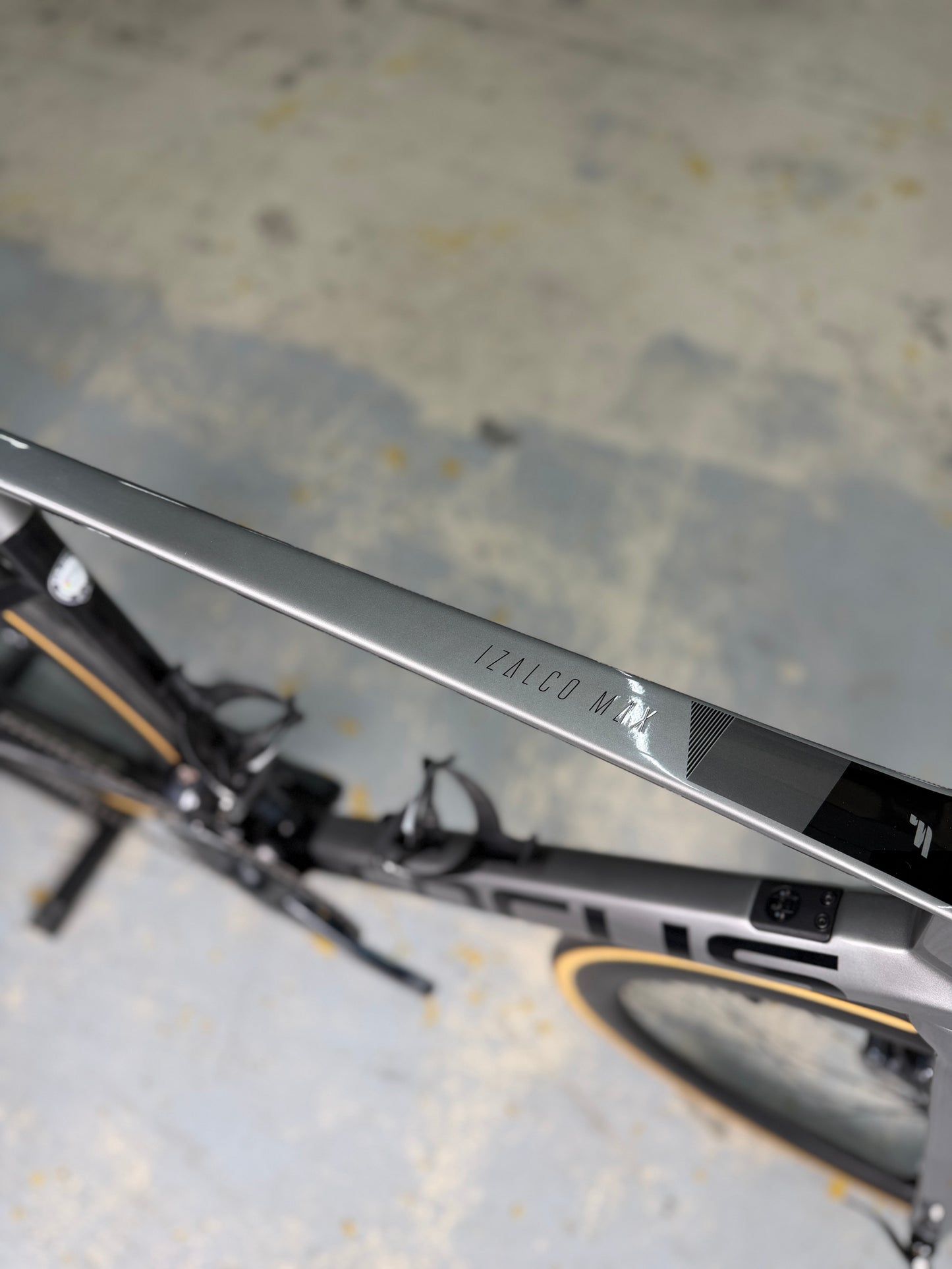 Focus Izalco Max 9.7 Di2 Carbon Racefiets