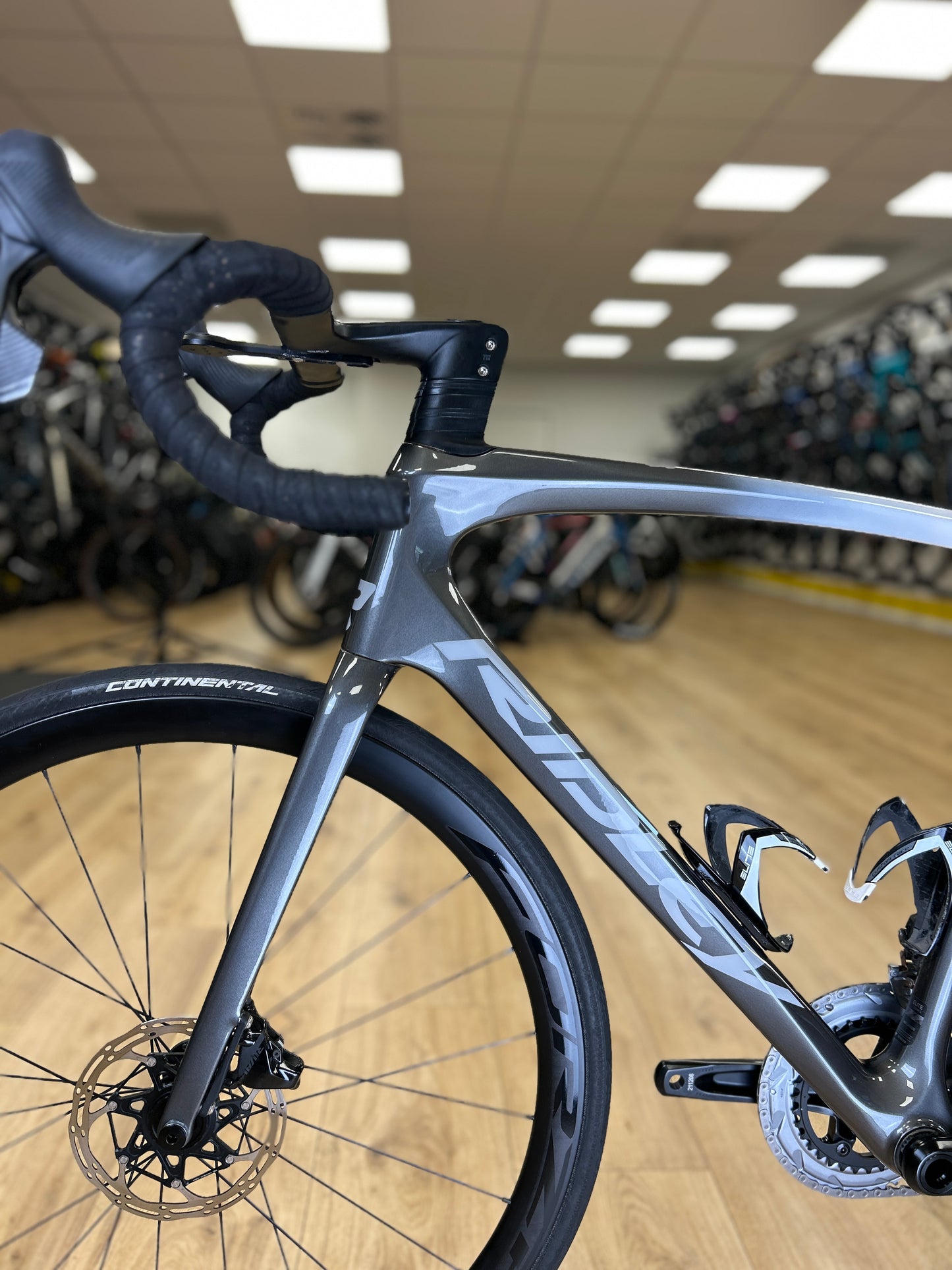 Ridley Fenix ​​SLiC AXS Carbon Road Bike
