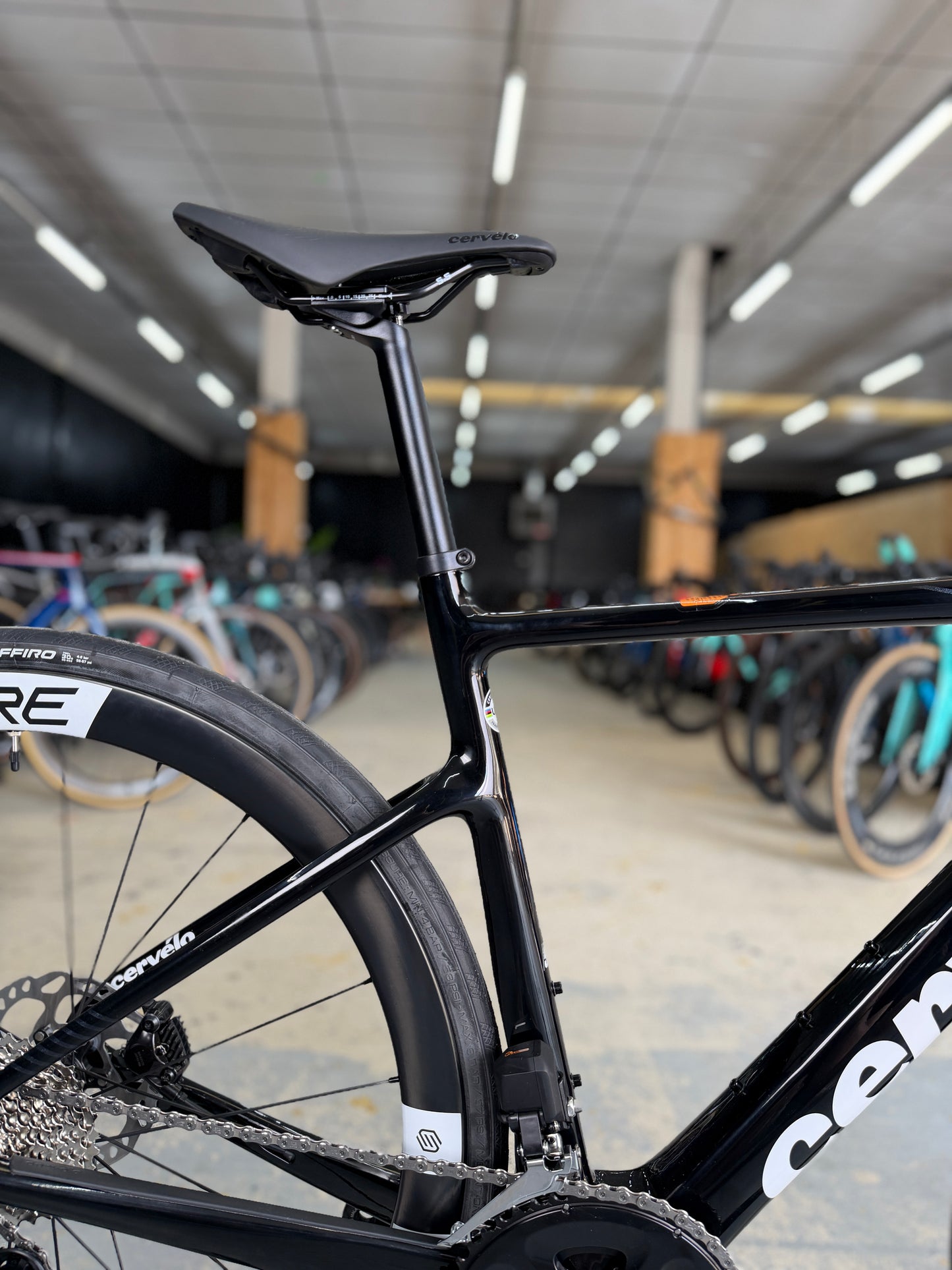 NEW Cervélo Caledonia Di2 Carbon Road Bike