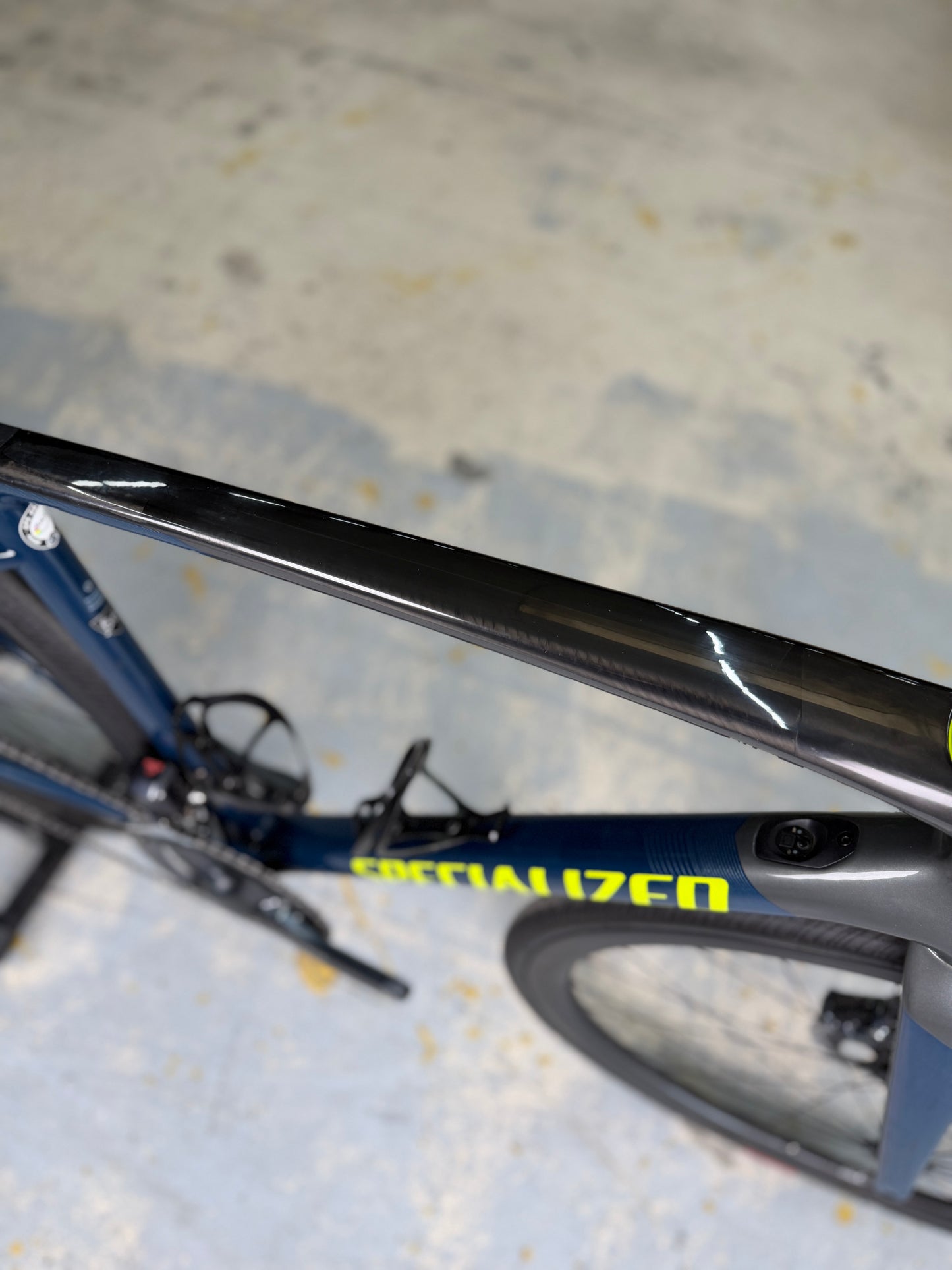Specialized Roubaix Expert Di2 Carbon Road Bike