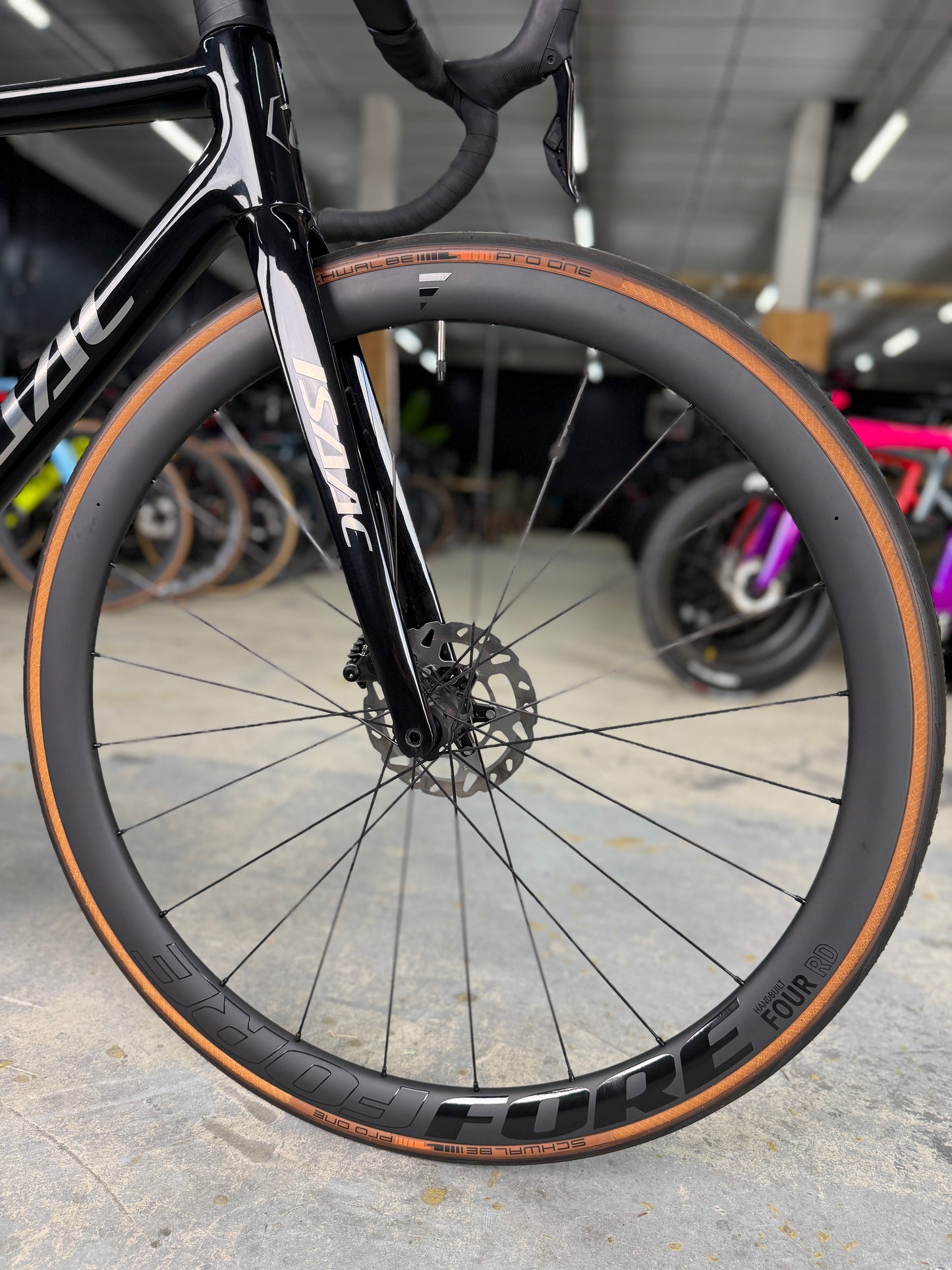 NIEUW Isaac Element Di2 Carbon Racefiets