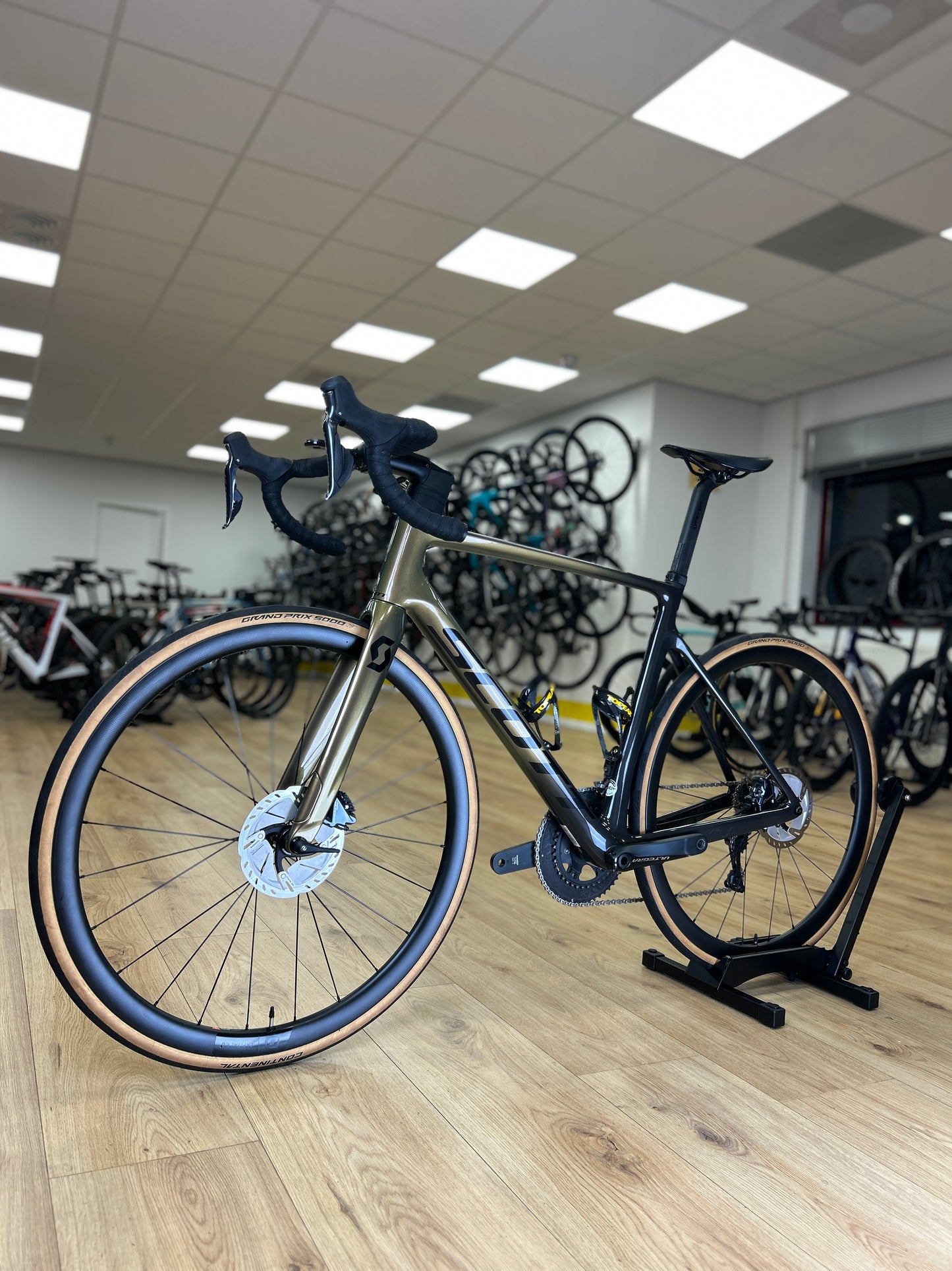 Scott Addict RC15 Di2 Carbon Racefiets