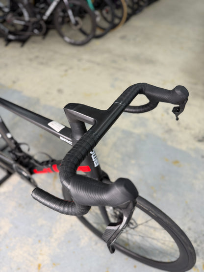 NIEUW BMC Teammachine SLR 01 ONE Red eTap Carbon Racefiets