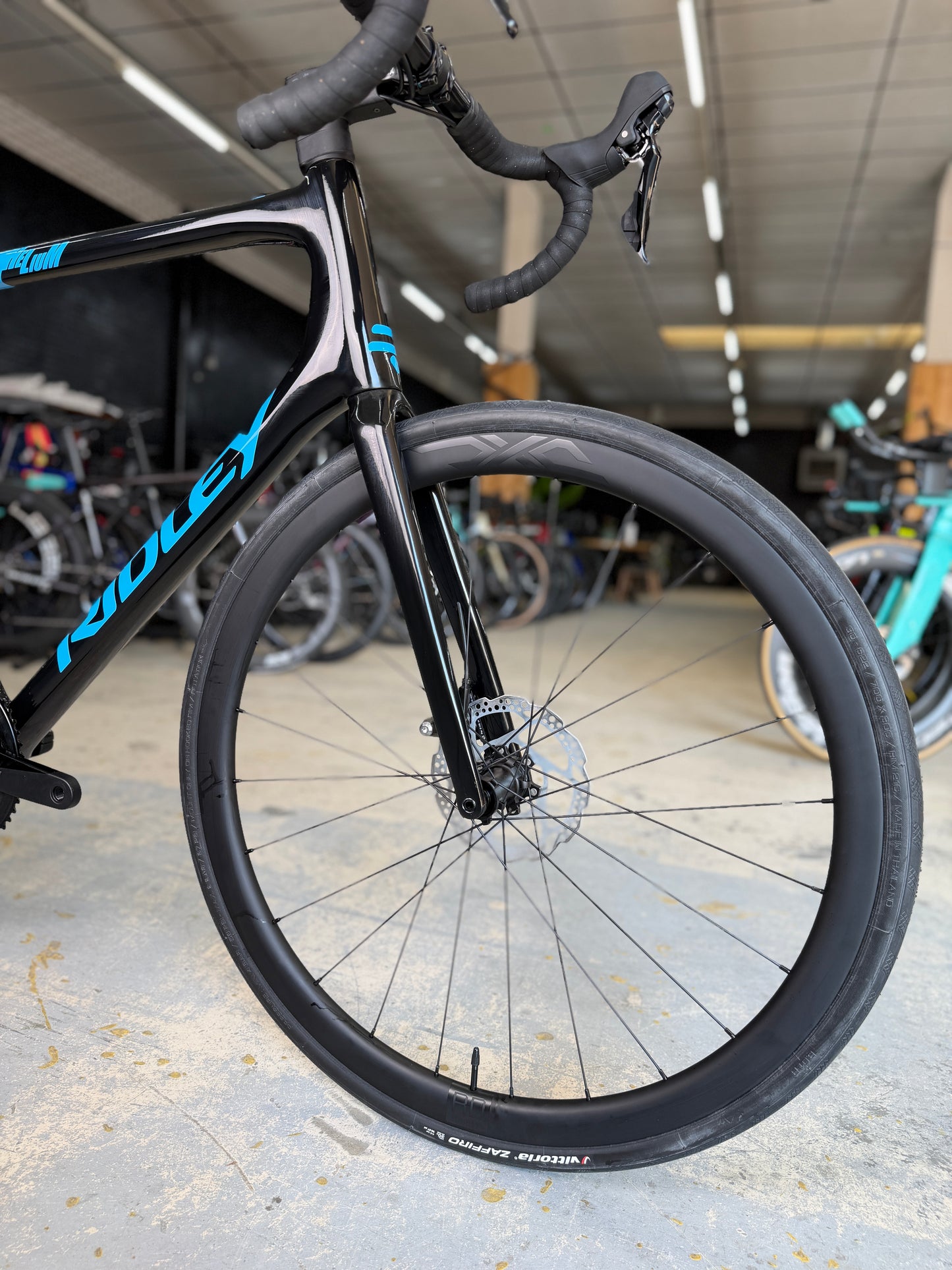 NIEUW Ridley Helium Carbon Racefiets