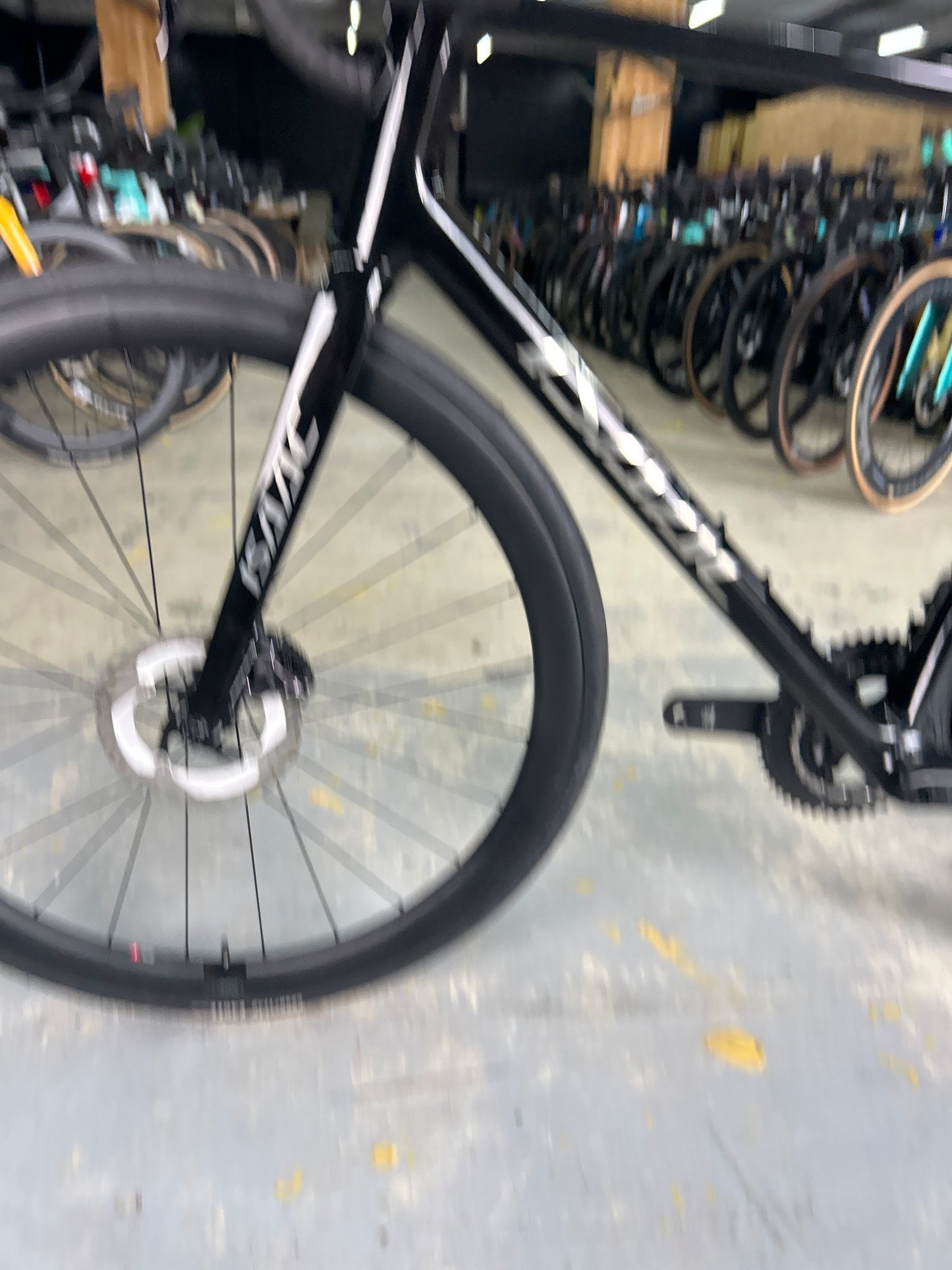 NIEUW Isaac Element Di2 Carbon Racefiets