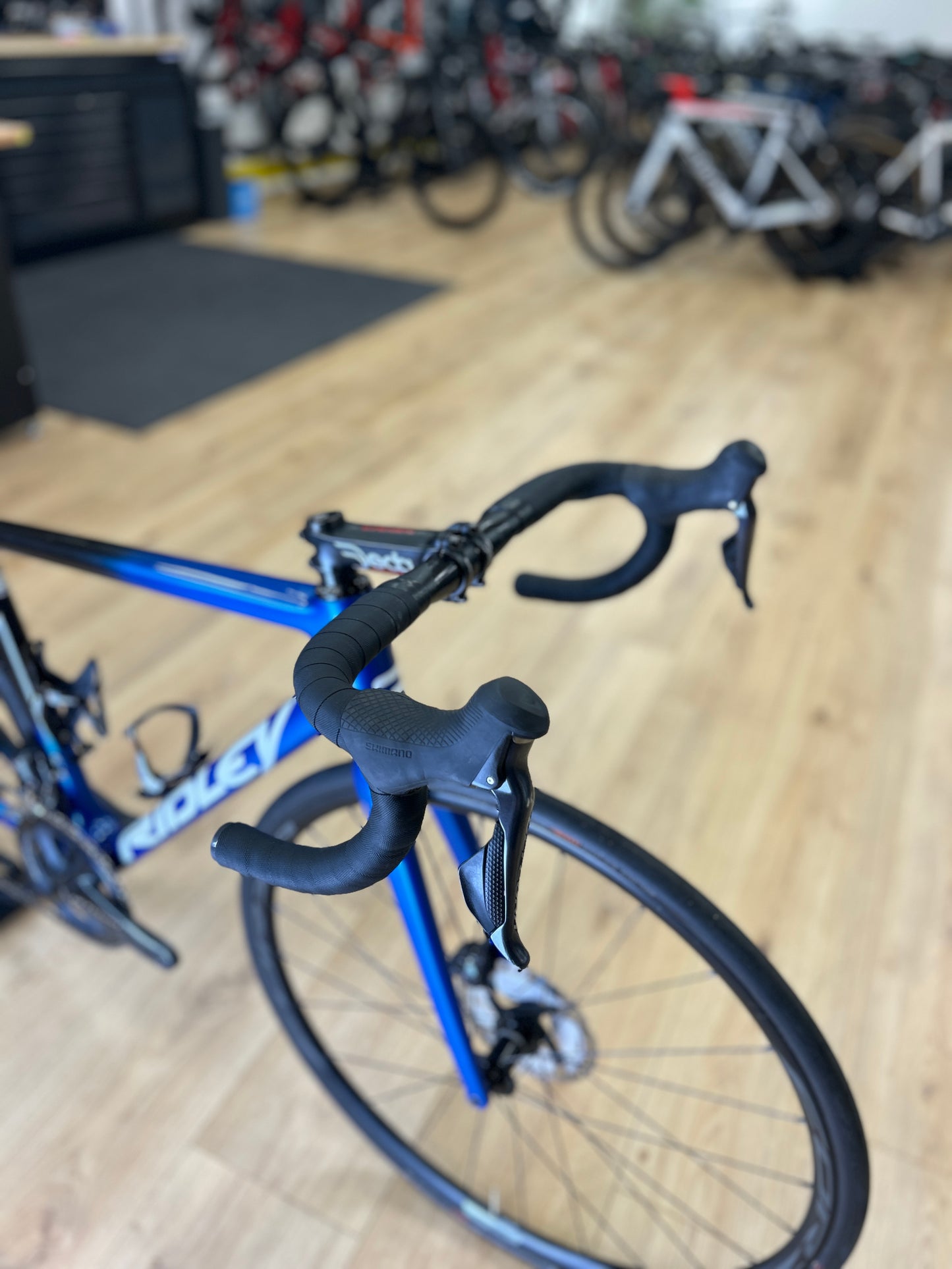 Ridley Helium SLX Di2 Carbon Racefiets