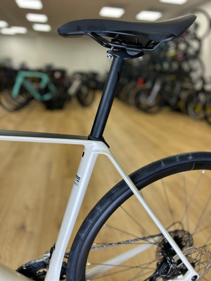 Showroom Model Orbea Orca M30 Carbon Racing Bike