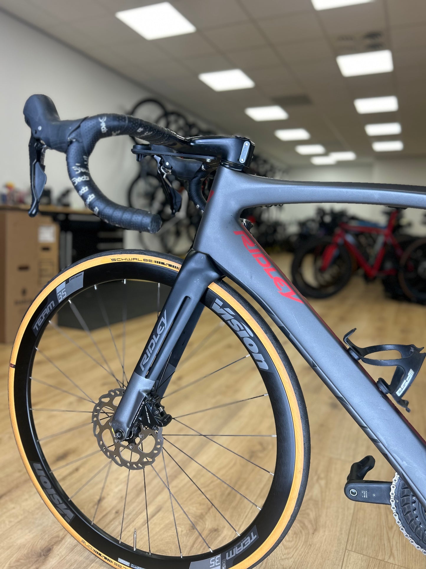 Ridley Noah Carbon 105 Disc Racefiets