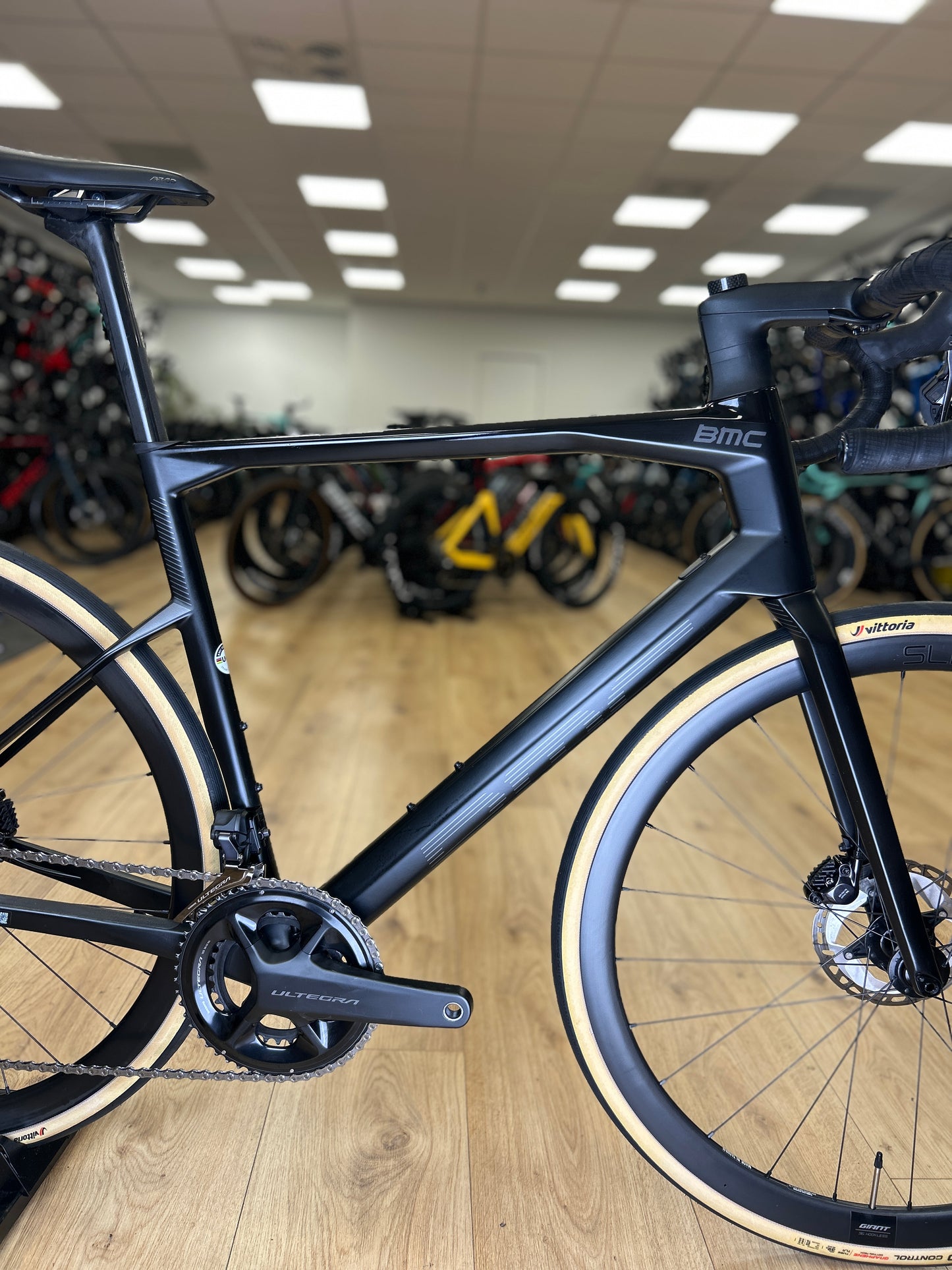 BMC RoadMachine 01 Di2 Carbon Road Bike