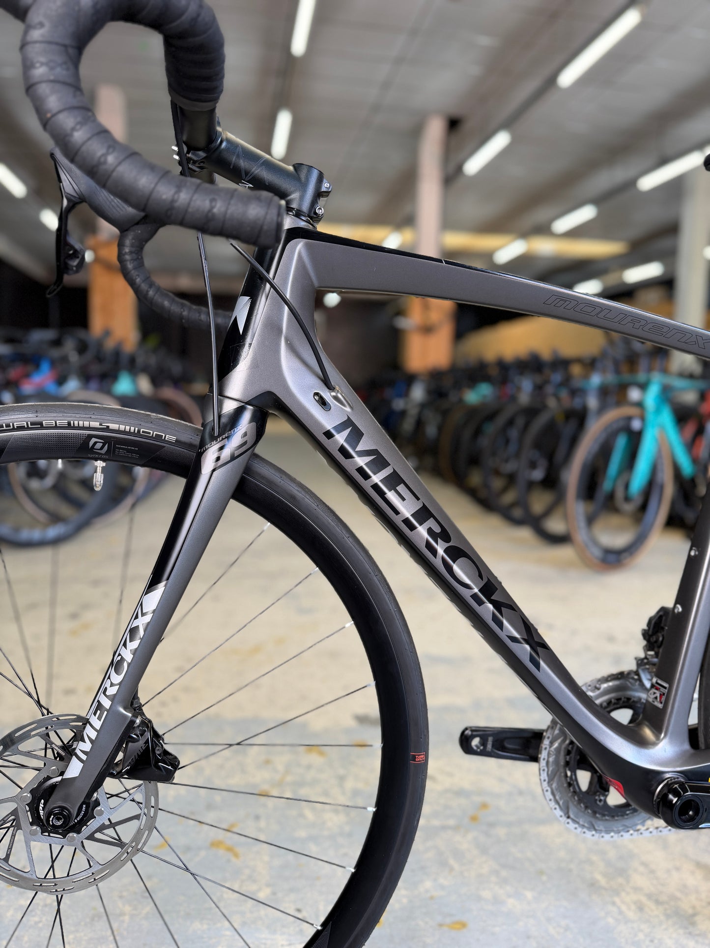Eddy Merckx Mourenx 69 AXS Carbon Racefiets
