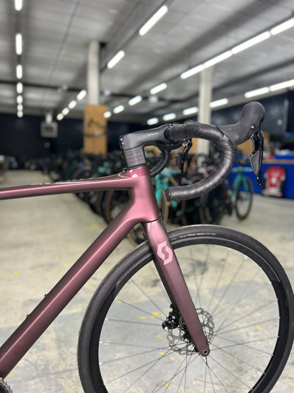 NEW Scott Contessa Addict 25 Carbon Road Bike