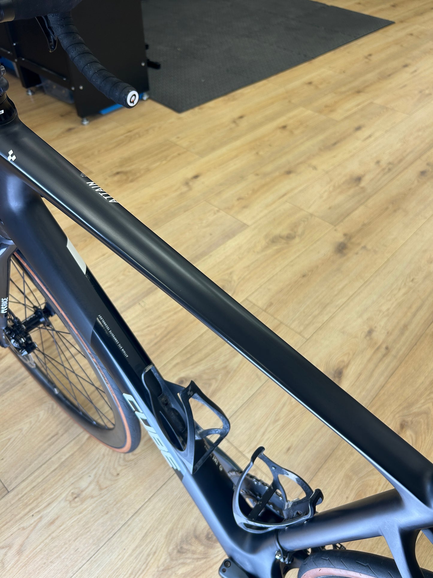 Cube Attain GTC SL Carbon Racefiets