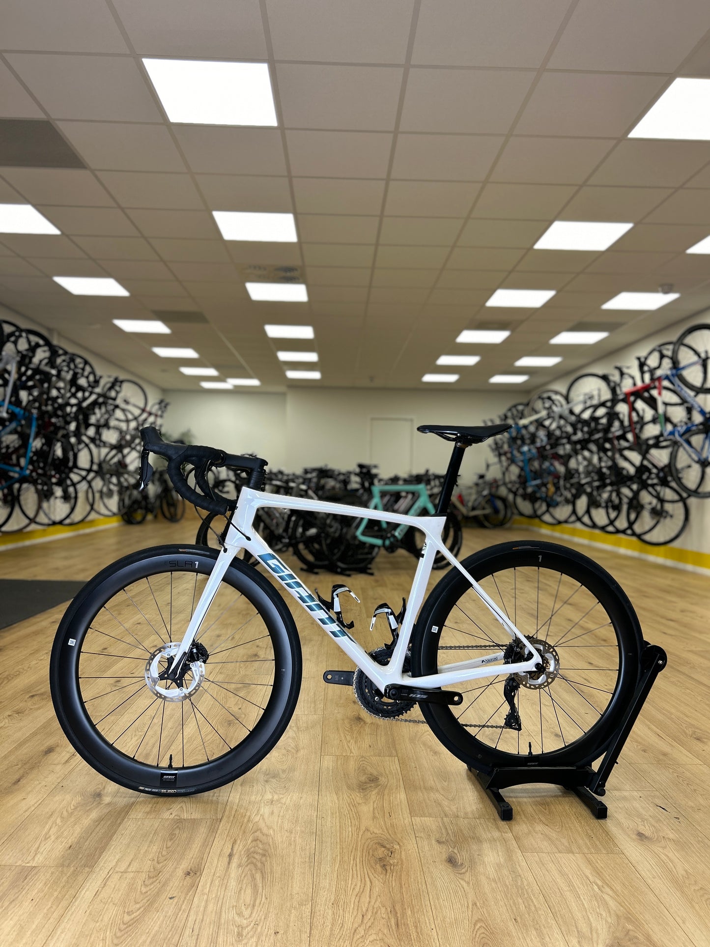 Giant TCR Advanced SLR Di2 Carbon Disc Racefiets