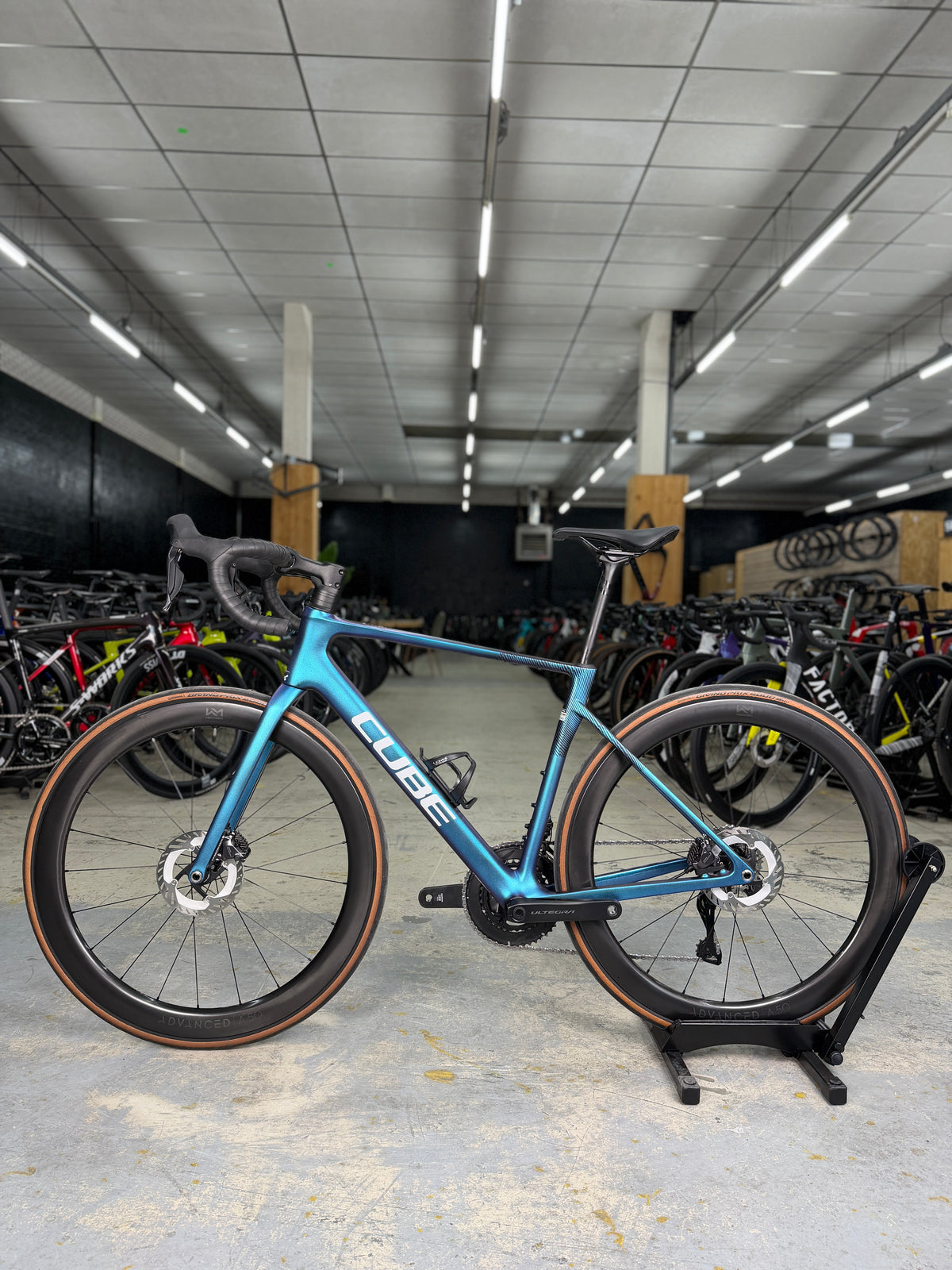 Cube Attain C:62 SLT Di2 Carbon Racefiets