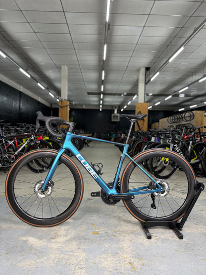 Cube Attain C:62 SLT Di2 Carbon Racefiets