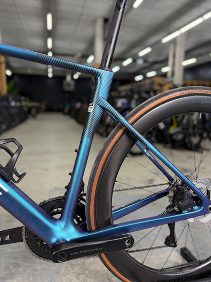 Cube Attain C:62 SLT Di2 Carbon Racefiets