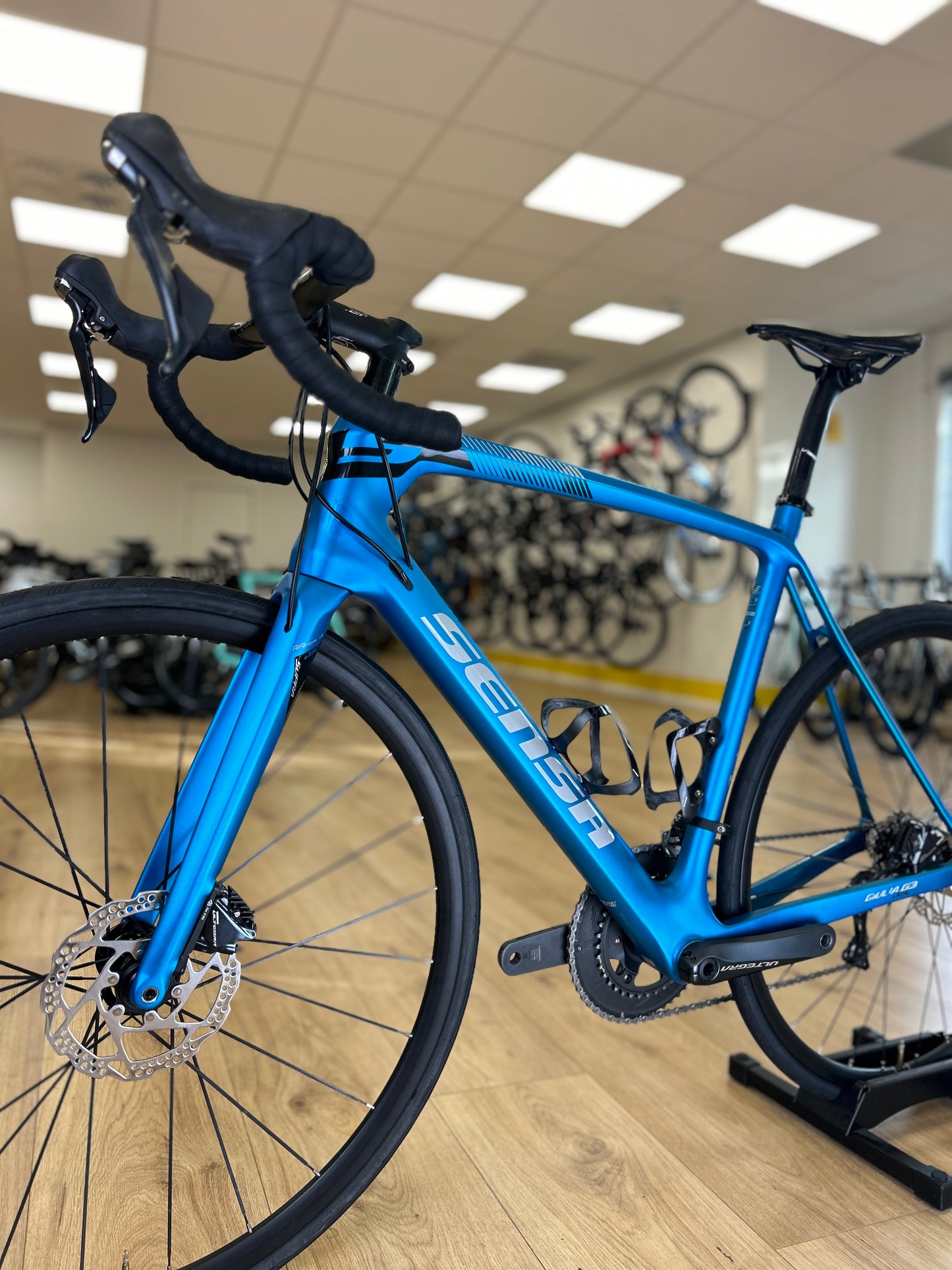 Sensa Giulia G3 Ultegra Carbon Racefiets