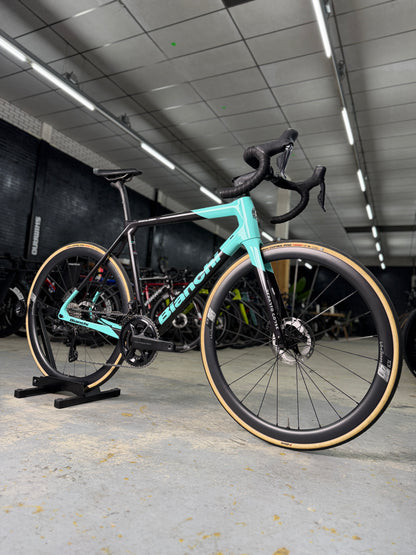 Bianchi Specialissima Pro Di2 Carbon Racefiets