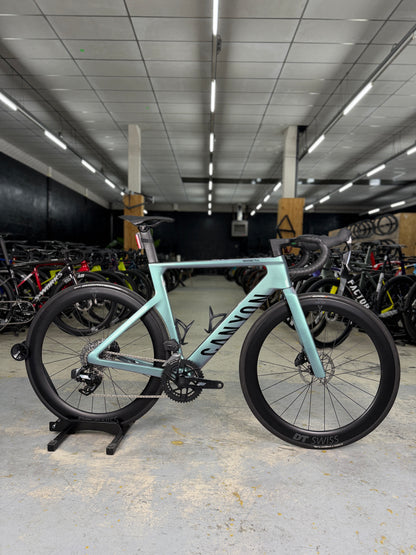 1000km Canyon Aeroad CF SLX AXS Carbon Racefiets