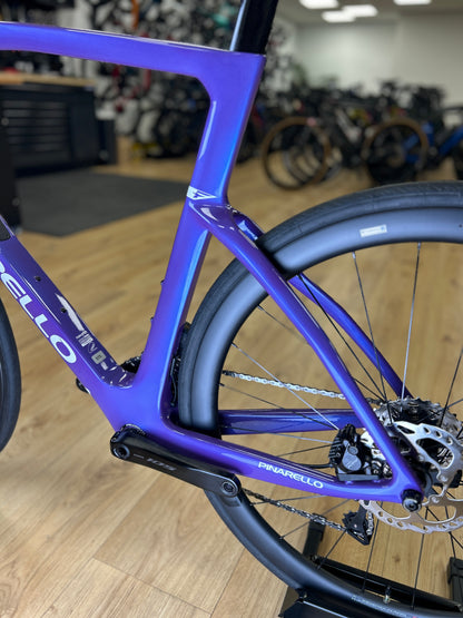 0km Showroom Model Pinarello F5 Di2 Carbon Racefiets