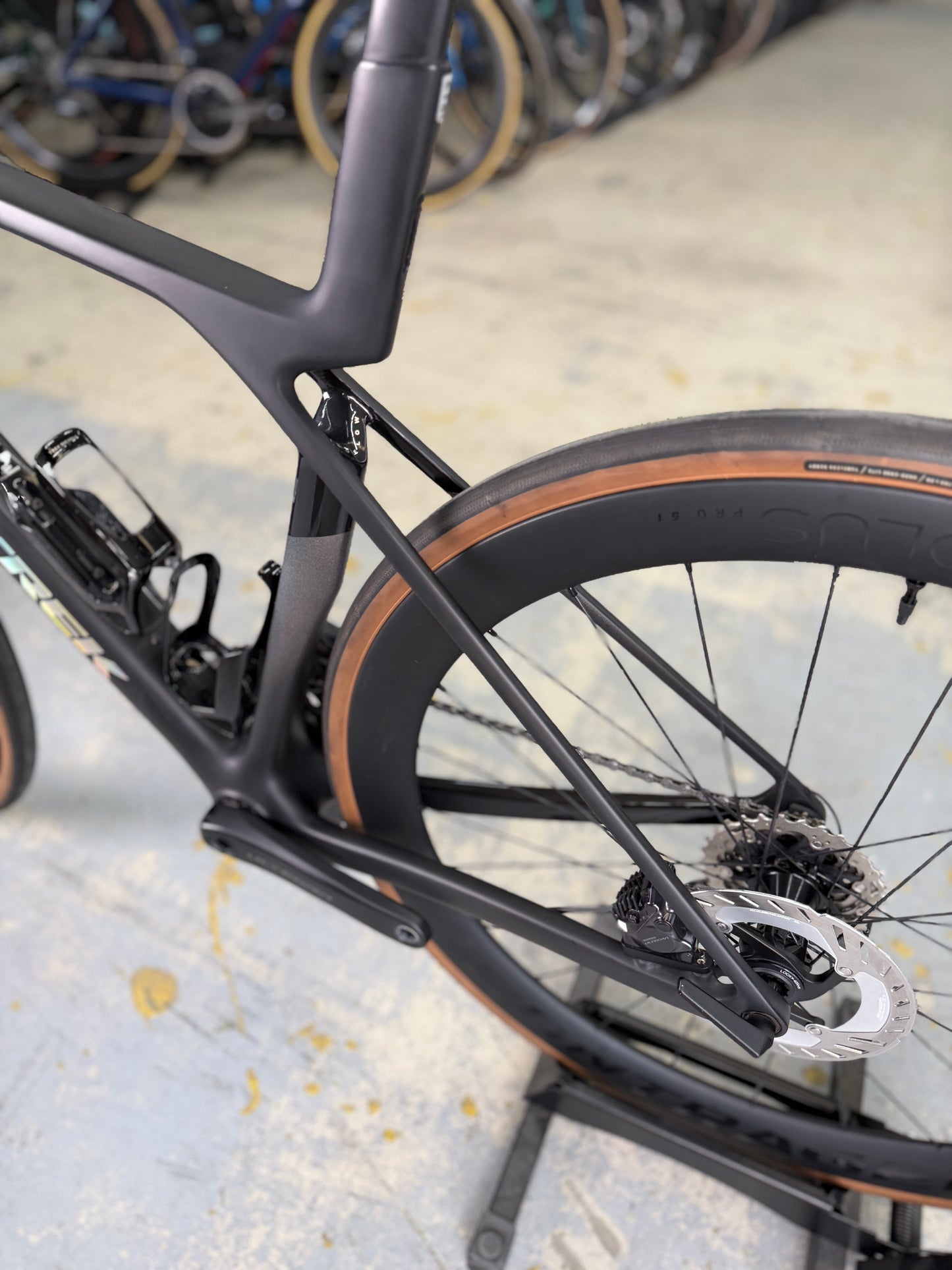 1000km Trek Madone SLR7 Di2 Carbon Racefiets