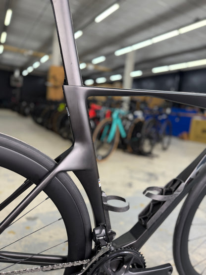 NIEUW BMC Teammachine R01 Di2 Carbon Racefiets