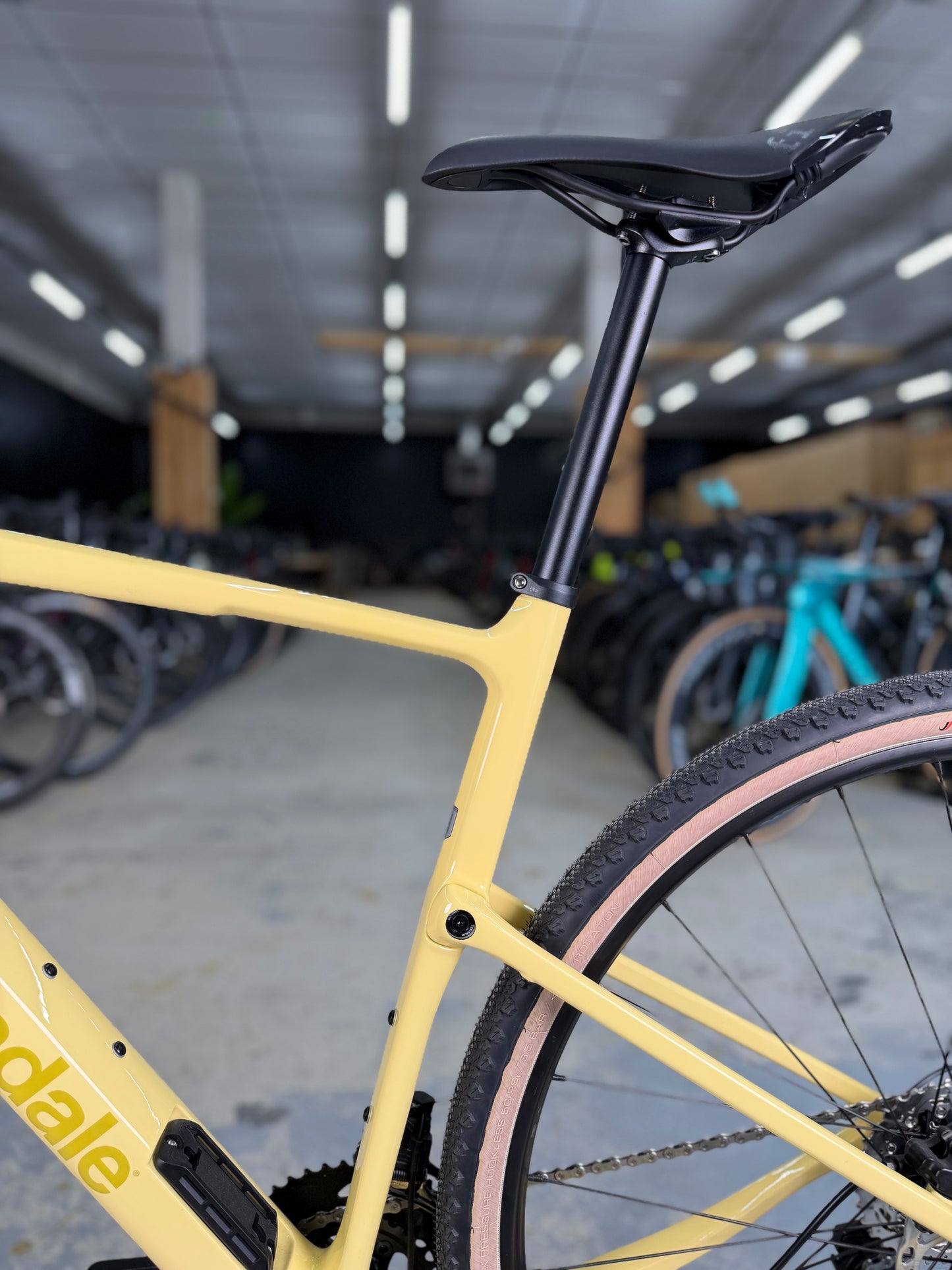 NIEUW Cannondale Topstone Gravel Fiets