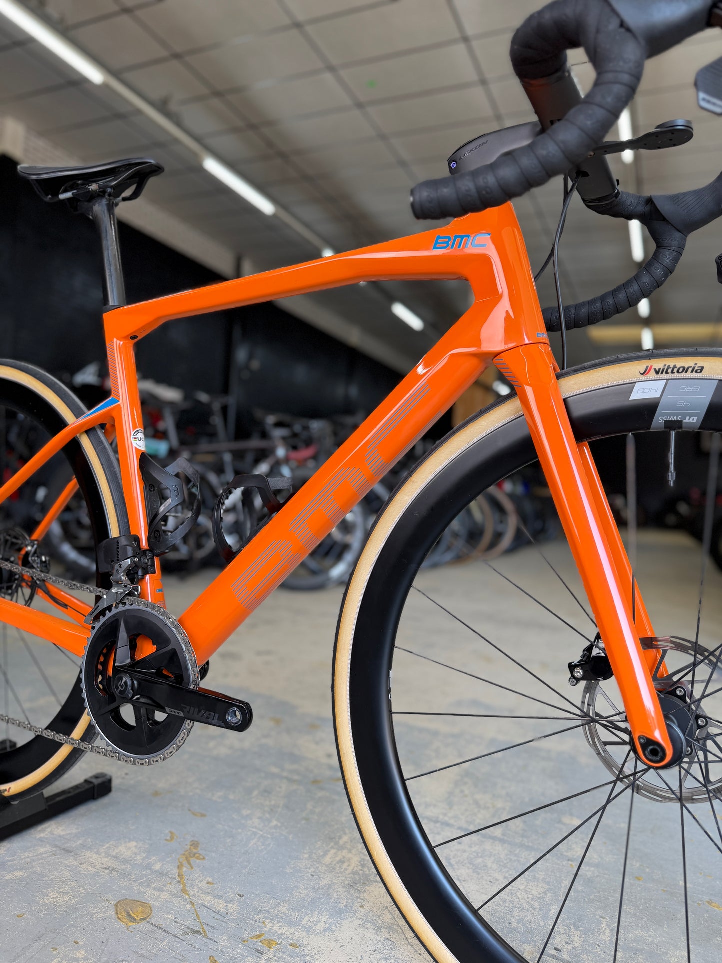BMC Roadmachine ONE AXS Carbon Racefiets