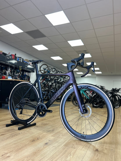 Giant Propel Advanced Pro 1 AXS Carbon Road Bike
