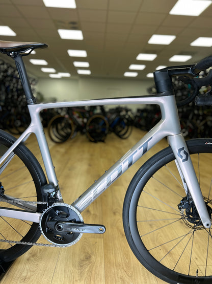 Scott Addict RC10 AXS Carbon Road Bike