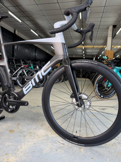 NIEUW BMC TeamMachine R01 LTD Di2 Carbon Racefiets