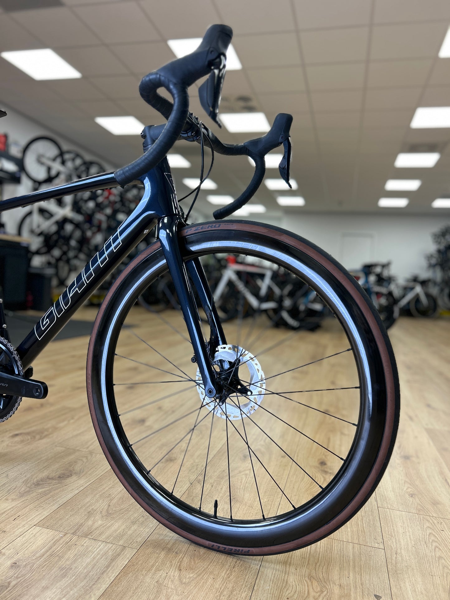 Giant TCR Advanced 1+ Di2 Carbon Racefiets