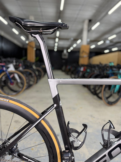 Focus Izalco Max 9.7 Di2 Carbon Racefiets