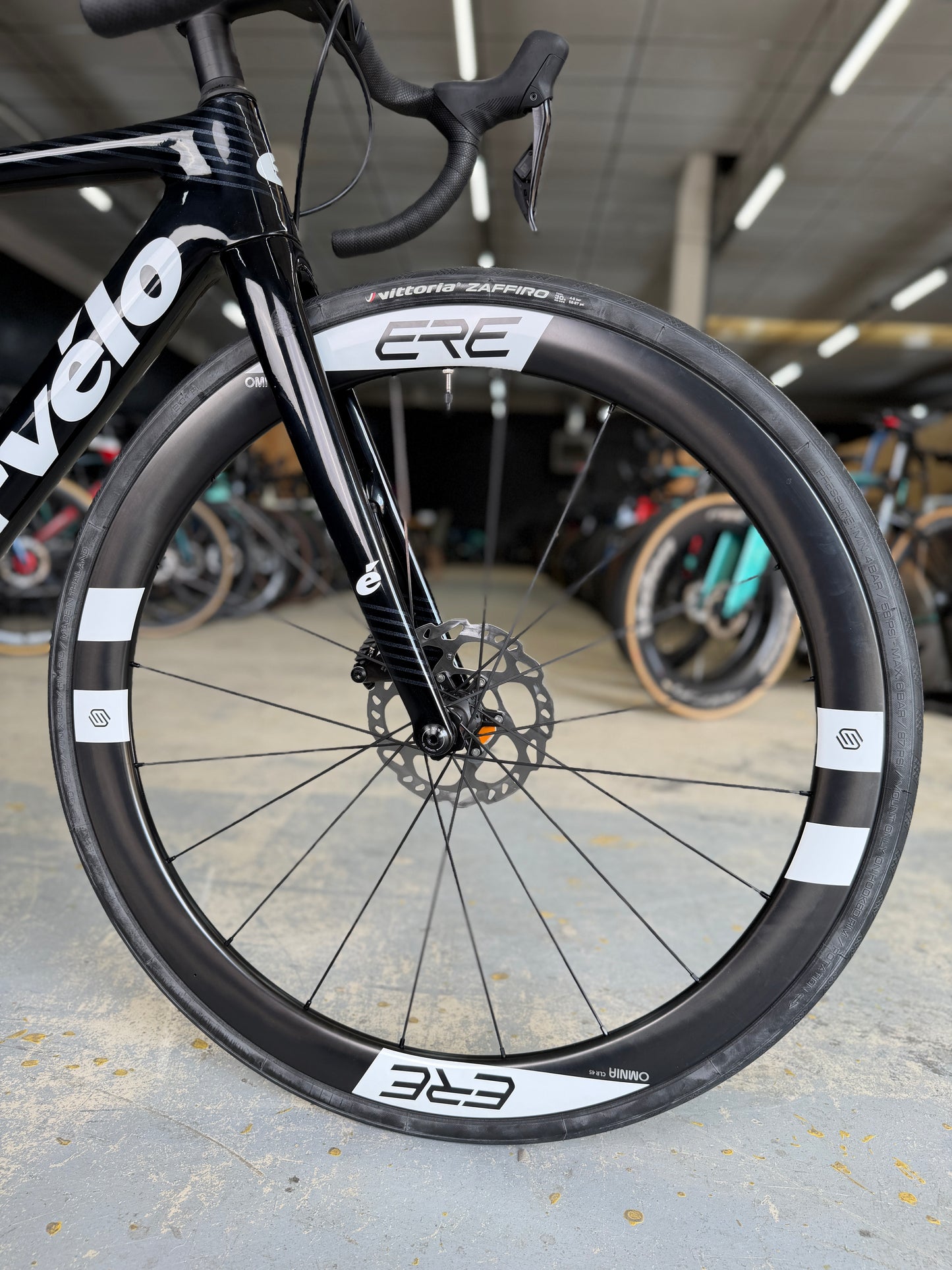 NEW Cervélo Caledonia Di2 Carbon Road Bike