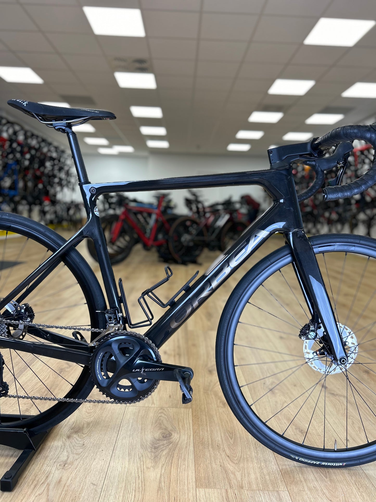 Orbea Orca M20 Ultegra Carbon Disc Racefiets