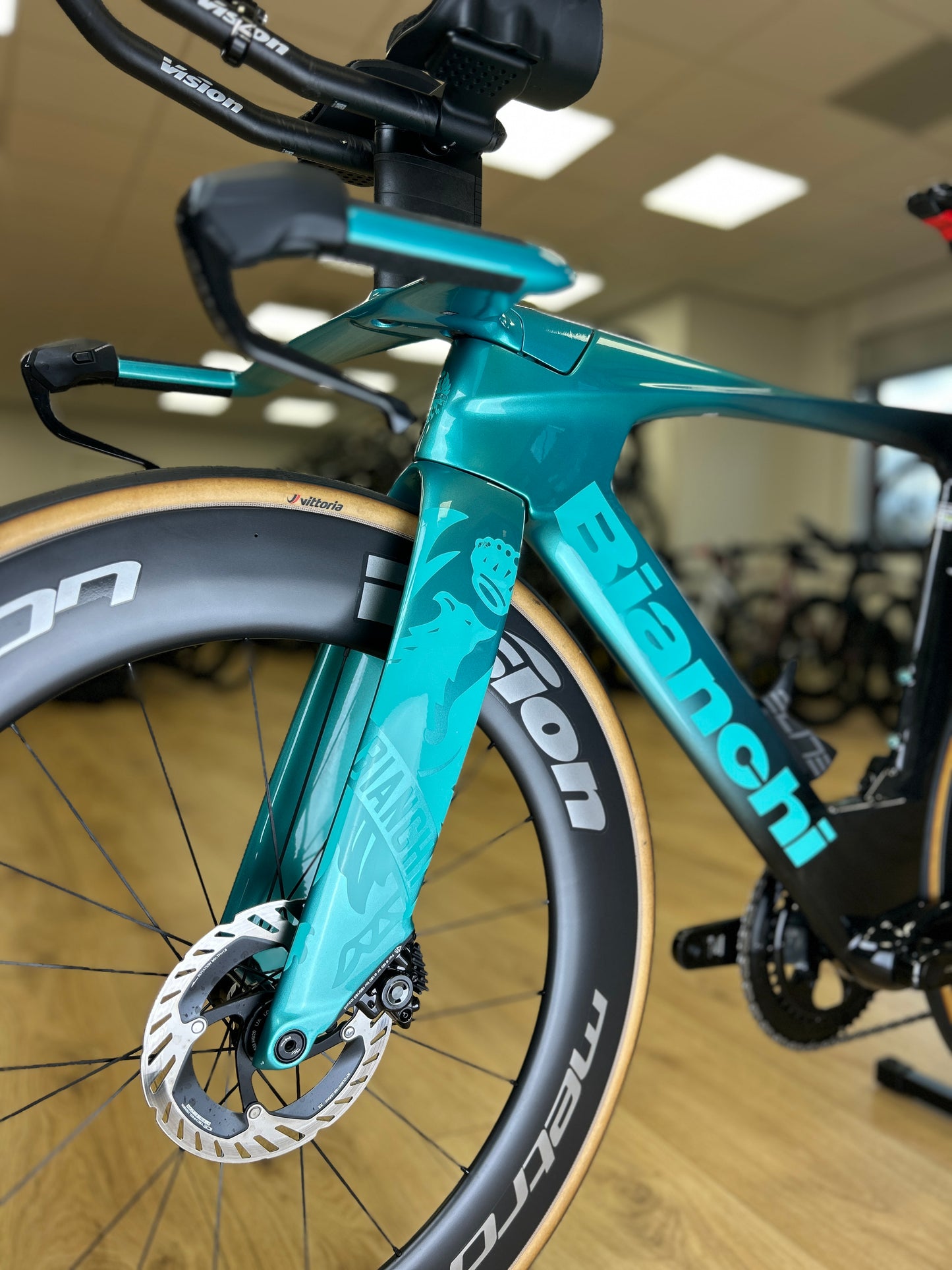 Bianchi Aquila RC Disc Di2 Carbon Racefiets