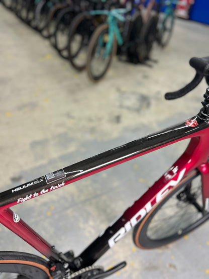 Showroom model Ridley Helium SLX Di2 Carbon Race Bike