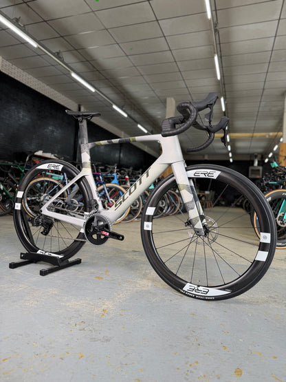 Showroom Model Scott Foil RC30 AXS Carbon Racefiets