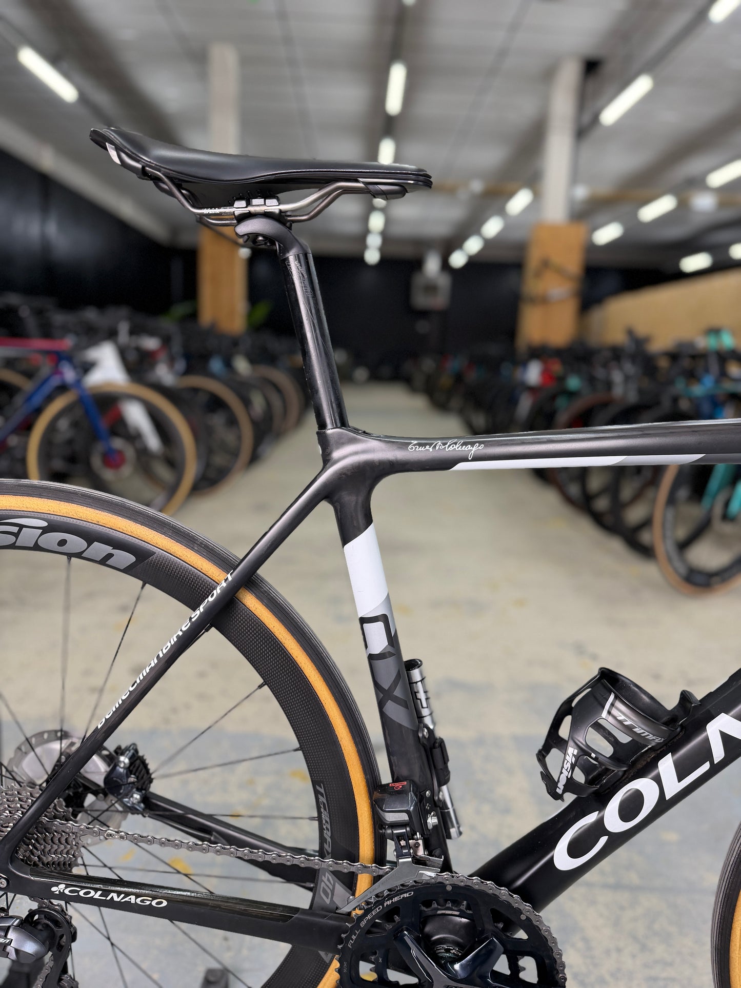 Colnago CLX Di2 Carbon Road Bike