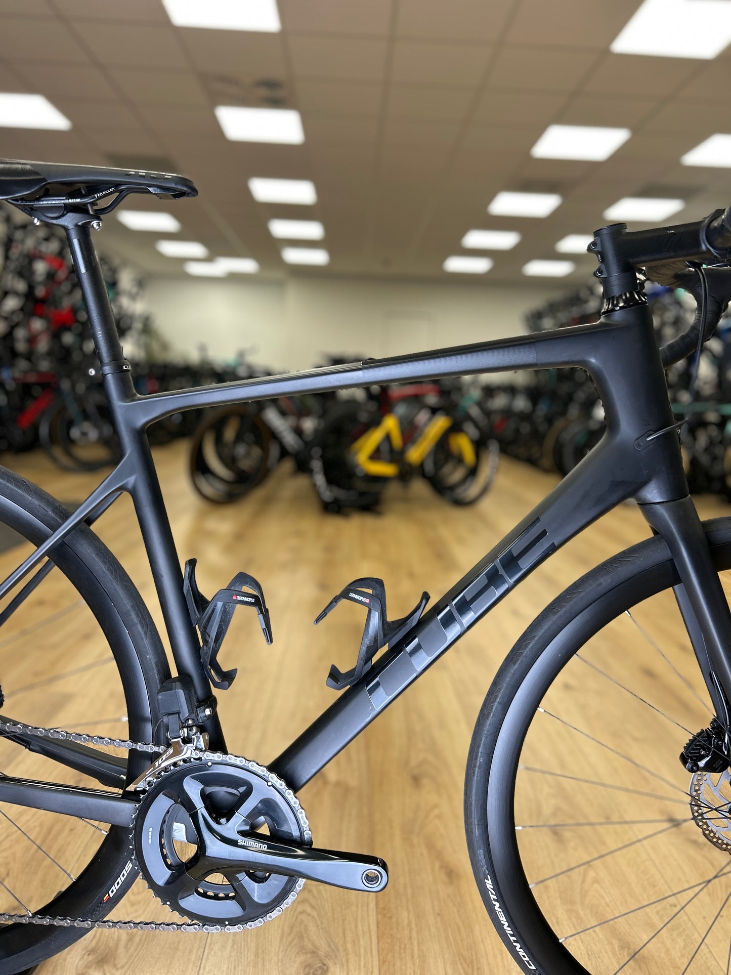 Cube Attain GTC Di2 Carbon Road Bike