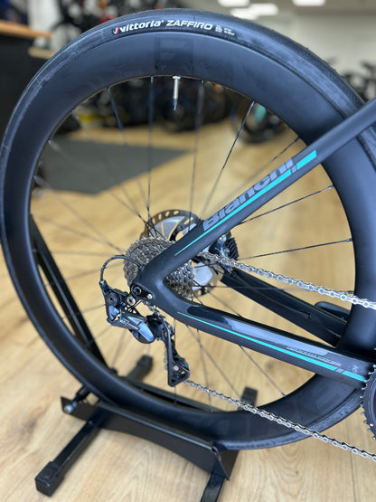 Bianchi Aria Disc Carbon Racefiets