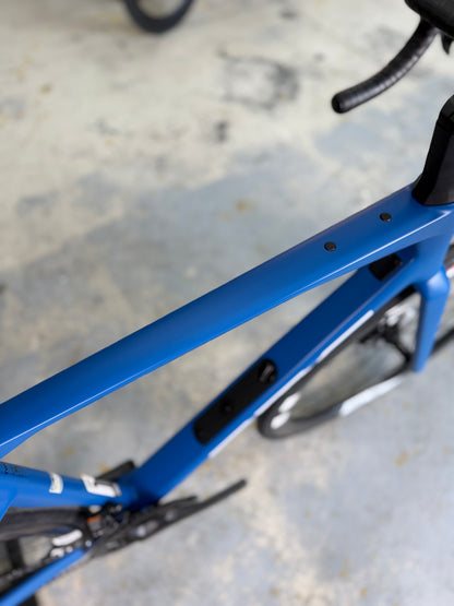 NIEUW BMC Roadmachine TWO Di2 Carbon Racefiets