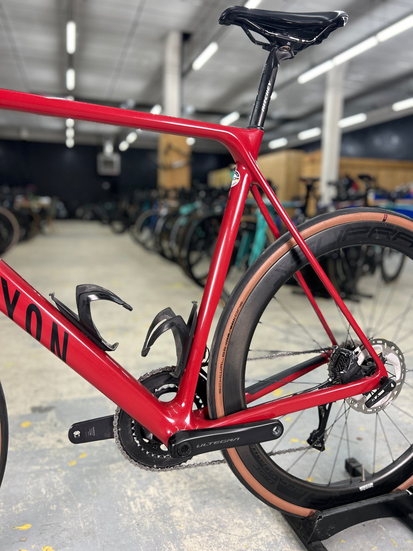 Canyon Ultimate CF SL 8 Disc Di2 Carbon Racefiets